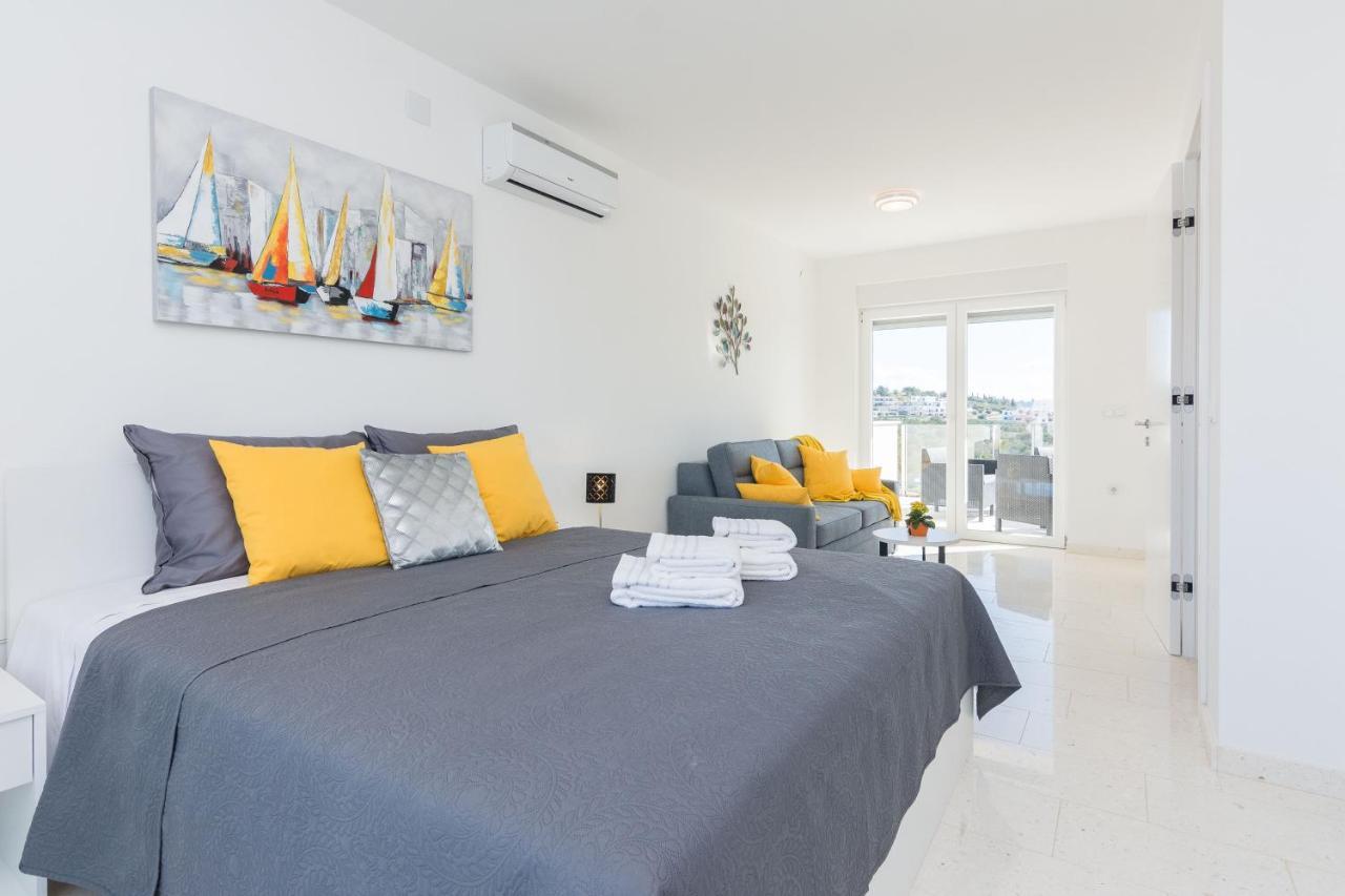 Bright double bedroom with balcony